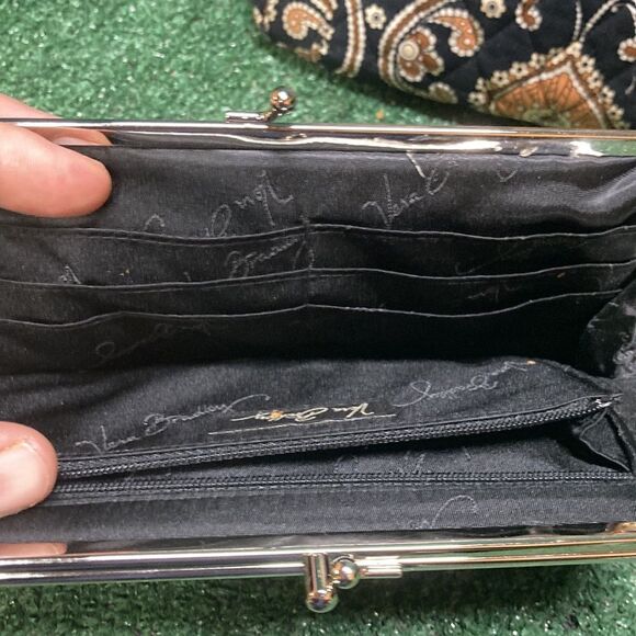 Vera Bradley bag, wallet, and coin pouch (OKPM-09-011) - Picture 5 of 16